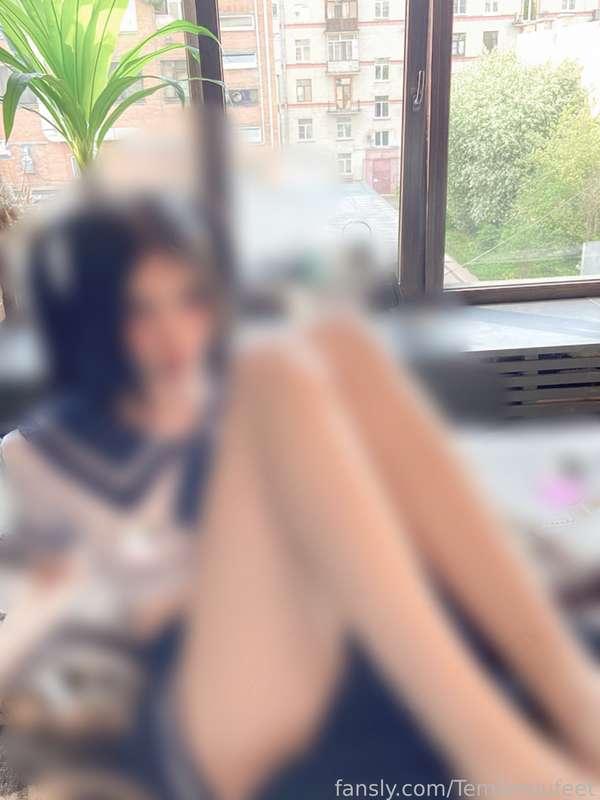 temikmiufeet image #1