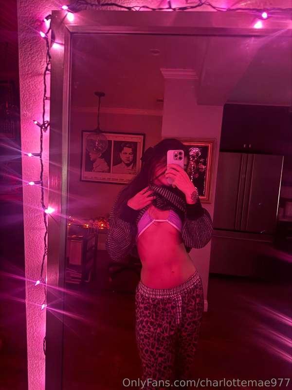 Sweater weather💕