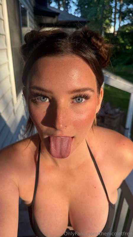 Look into my eyes ;) 