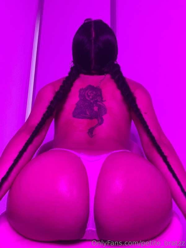 Love to be oiled up 💖😮‍💨