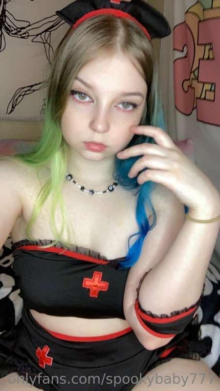 ❕TRICK OR TREAT 👻 ❕
playing with my pussy in my slutty goth ..