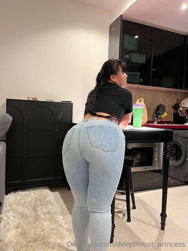 Do these jeans fit me? 😋💕