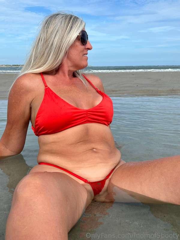 momof5booty image #20