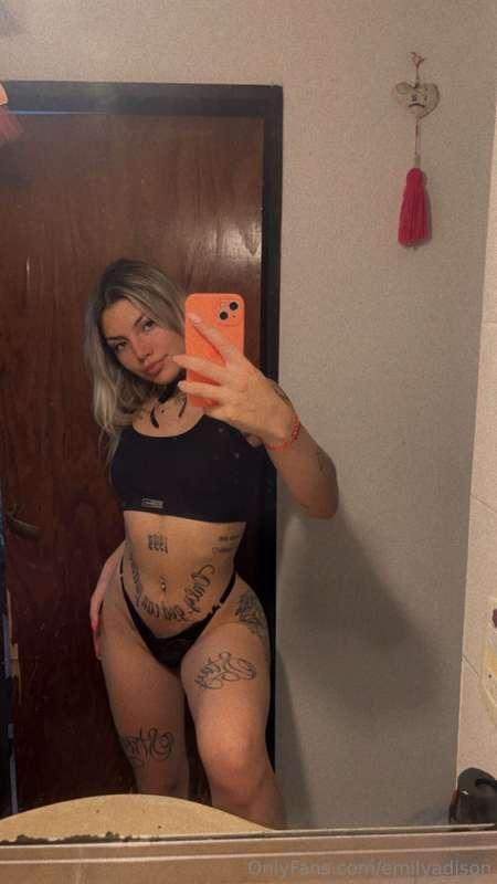 Hello, idiots🥵
