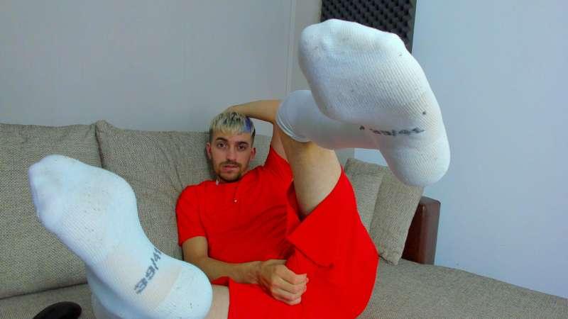 Need a leg massage who’s got me?