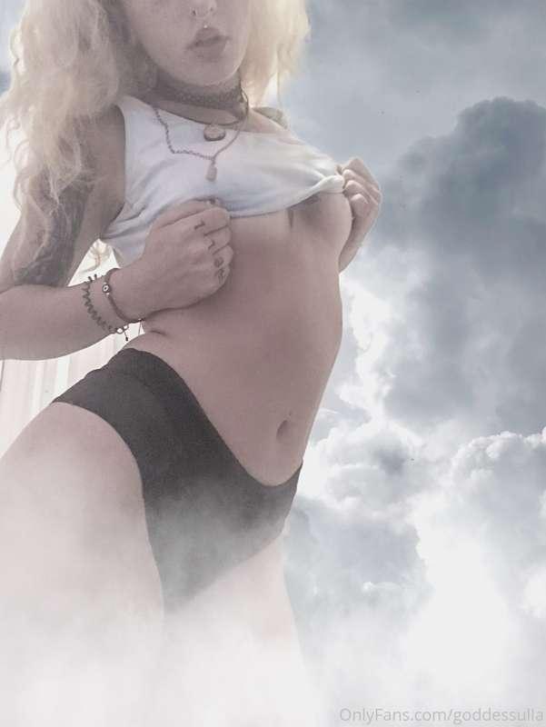 goddessulla image #1