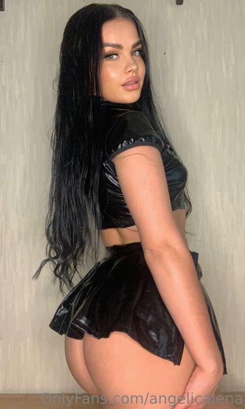 **Juicy booty pic!** 🤭🤭