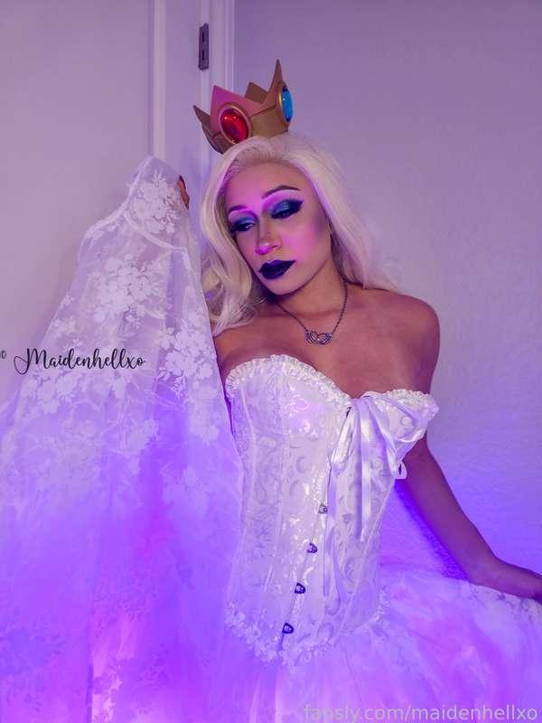 maidenhellxo image #34