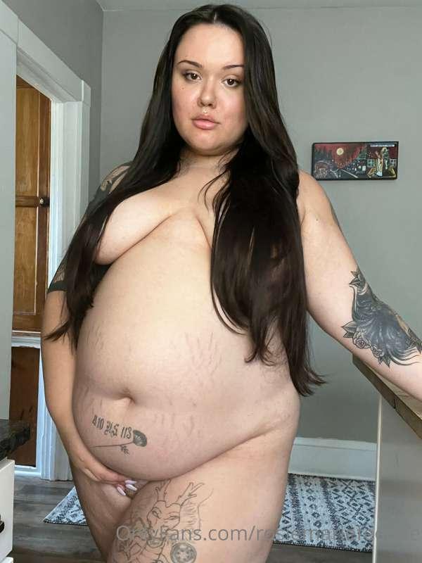 How much do you think I weigh? Drop your answers in the comm..