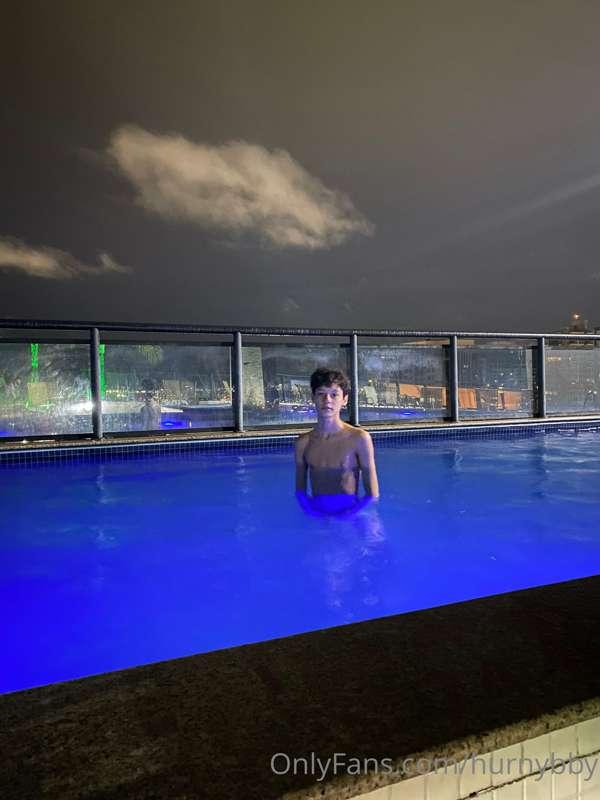 fuck me in your jacuzzi