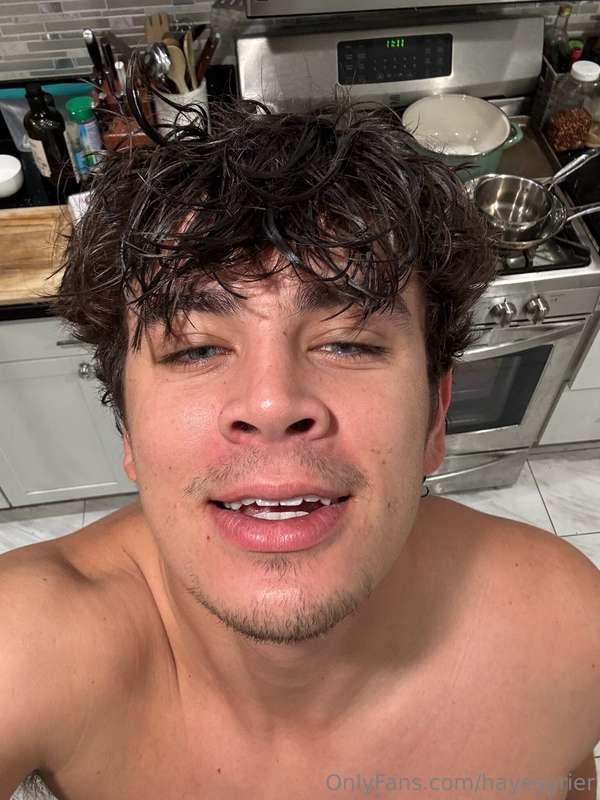 Good morning! Still doing customs! Only a few more spots lef..