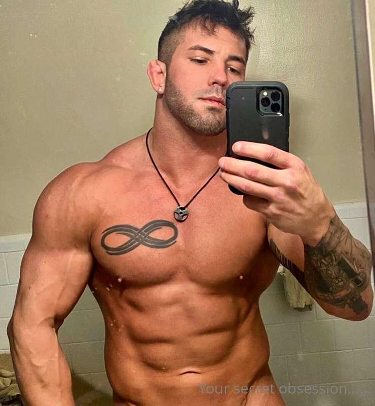 Purchase this post to go a little lower 😈🍆 and receive a FRE..