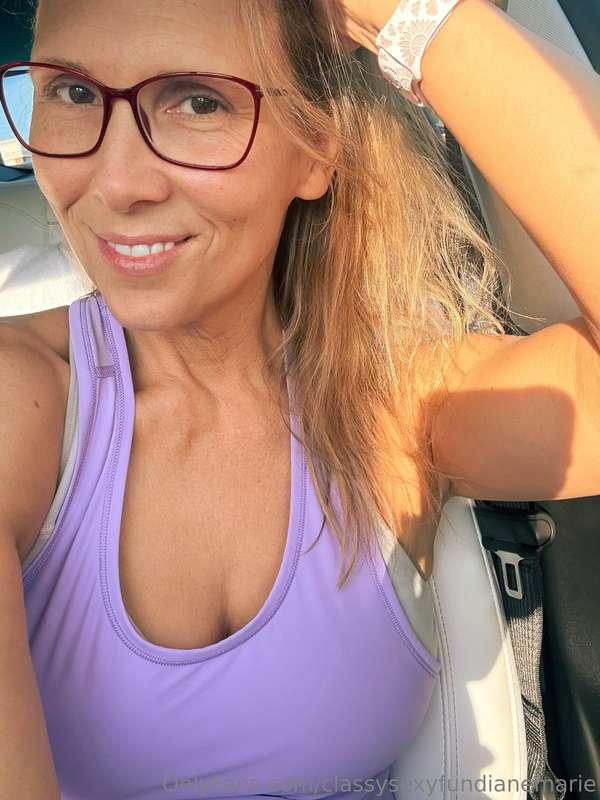 Smile and have a fabulous day 😘😘😘