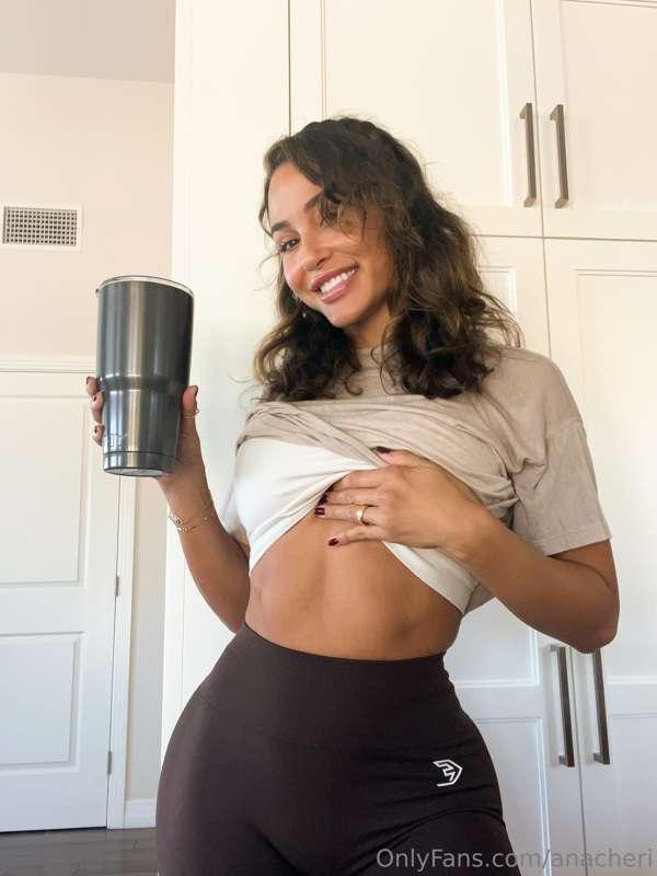 TGIF! 🤩 I'm dropping weekly videos on my YouTube channel if ..
