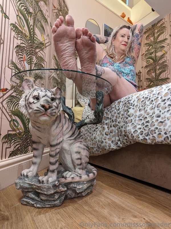 Resting my feet... should be on some footboy's face tho, rea..