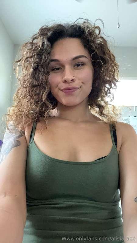alisiaraee main image