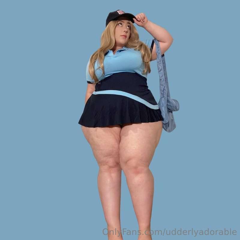 Did someone order a LARGE package? 👉👈