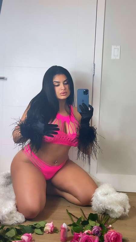 there's only one me 😌