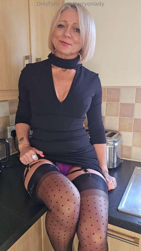 carryonlady image #2