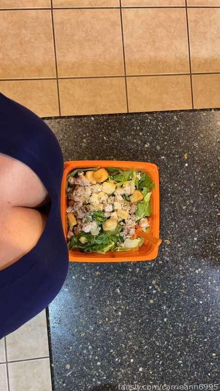 Mmm I love Salad 🥗 
