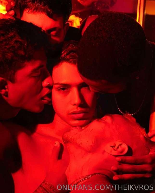 I feel the rush ⚡️ @cactosmagazine