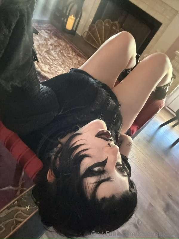 are you ready to get to work? 🫦