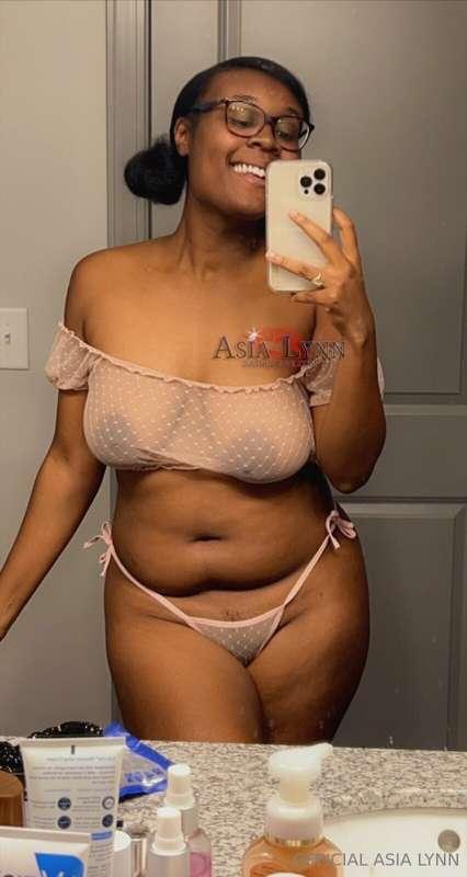 # can I send you selfies like this? ❤️
@xasialynnx