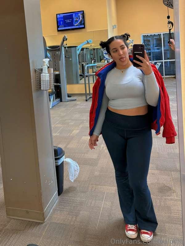 Going to the gym when it’s cold out is probably one of the h..