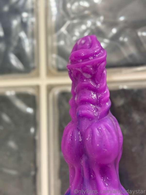 Want to see how my tight pussy takes HUGE toys? I got sooo w..