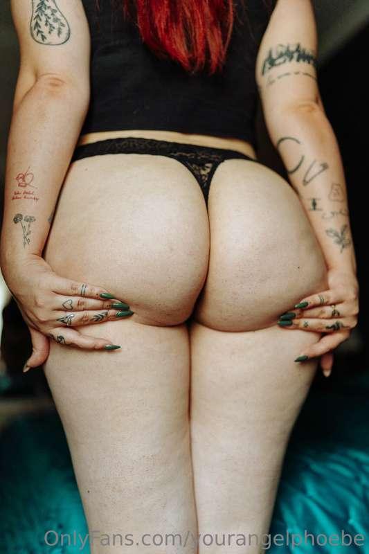 Buongiorno🦋
Mi chiedevo.. voi avete tatuaggi?🤍