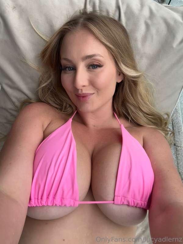 Swipe for a surprise 😝