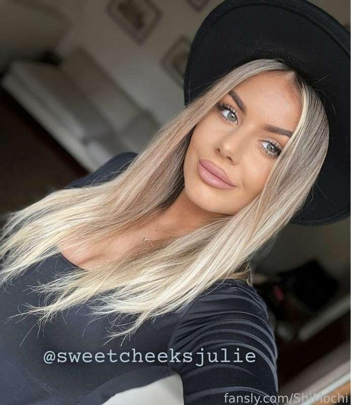 Hello love😍
https://fans.ly/subscriptions/giftcode/NTU2MTQ1MDMxMjY2NzA5NTA0OjE6MTpiZTZiYTBhOGM5
I’m Sweet, I’m @sweetcheeksjulie with a surprise for you!
❗️ Step forward with caution I am very addictive ❗️
 
✨Naughty goddess with thick curves and perfect holes 🍑
 
🔞Best Seductress🔞
 
 
Check my link for a sweet surprise my love! 
👇👇👇👇👇👇👇👇👇👇👇👇
https://fans.ly/subscriptions/giftcode/NTU2MTQ1MDMxMjY2NzA5NTA0OjE6MTpiZTZiYTBhOGM5
👆👆👆👆👆👆👆👆👆👆👆👆
#fyp #workout #gymbabe #fitgirl #sexy #lingerie #goddess #hot #horny #naughty #feet #toys #sensual #sweet