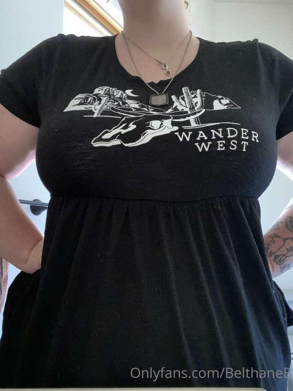 My sexy nursing bra makes me wish I were 🐄 🍼