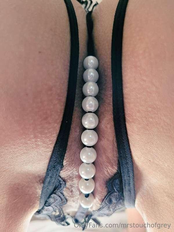 Taco Tuesday. Do you like my pearls?
