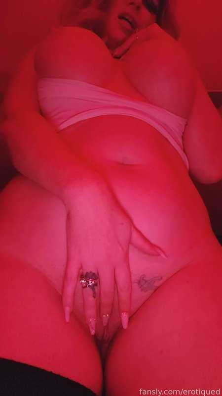 erotiqued image #9