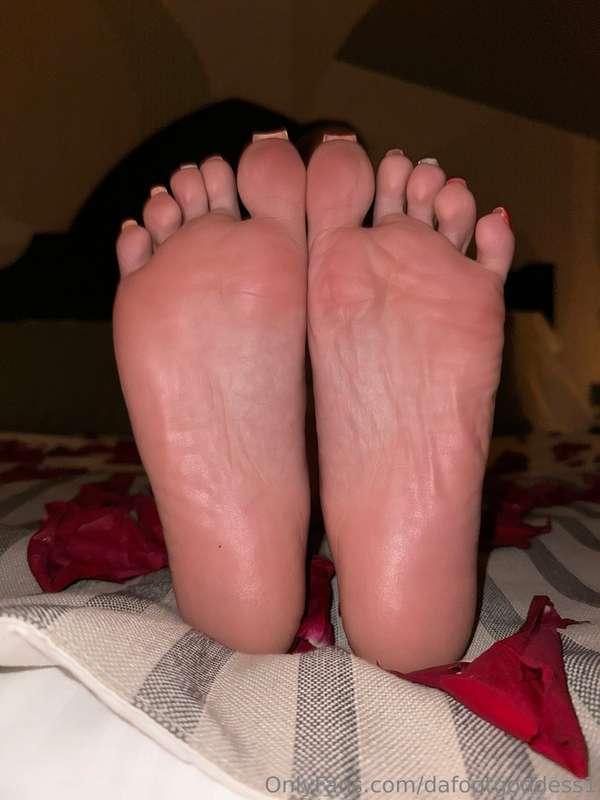 which sole shot is your favorite? 😈