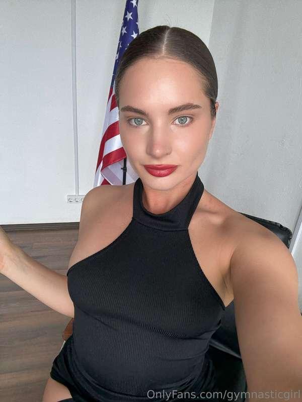 I’m ready to work.Are you ready for me?😉