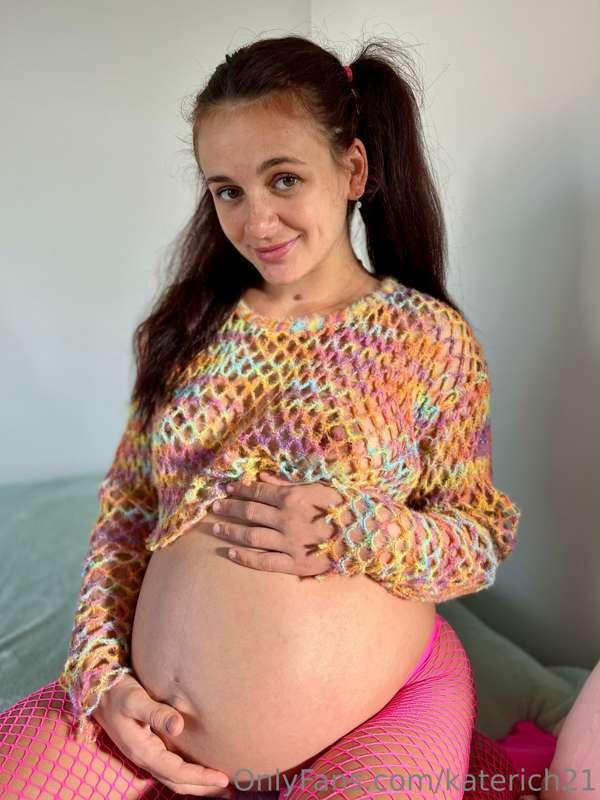 ❕❗️I accept bets on the day I give birth 😁✌️👏🏻👍🏻 I am 40 wee..