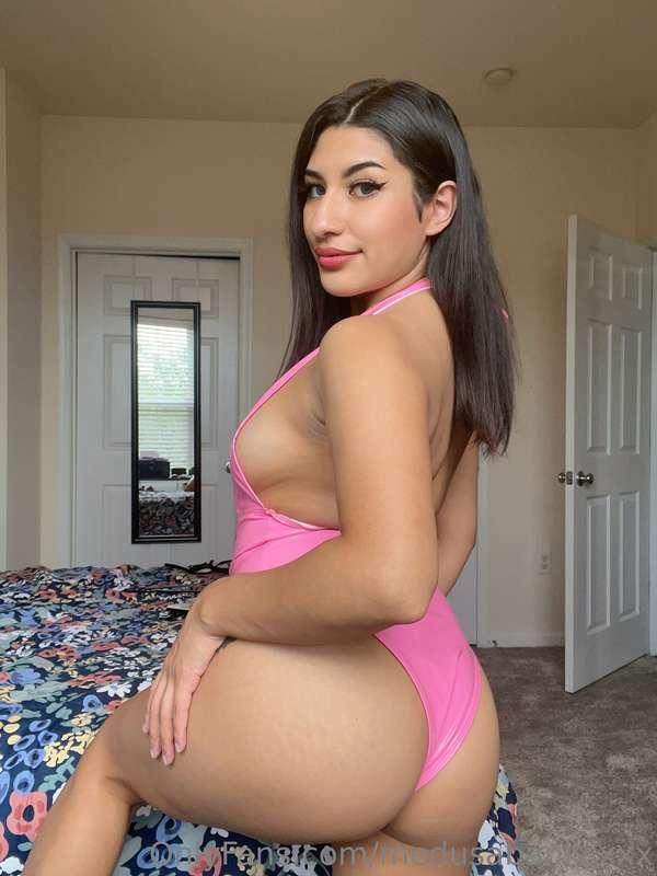 dm me baby
