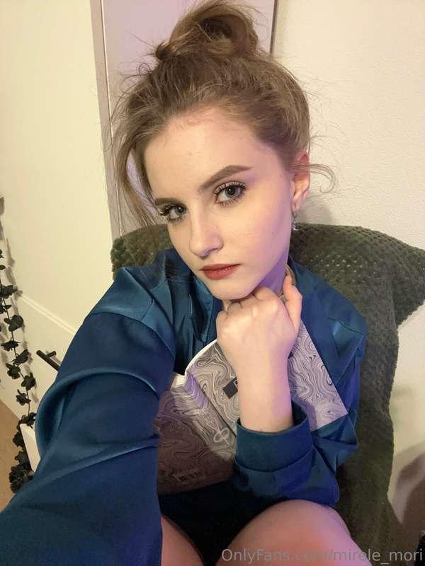 will you help me with my homework?😋