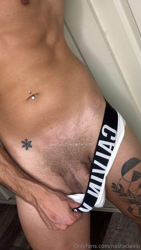 Take my dick out 🔥