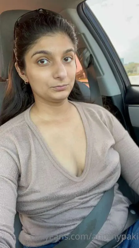 Living dangerously! Flashing while driving!