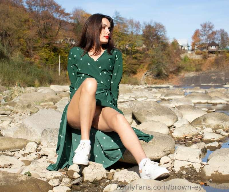 brown-eyedsfree image #0