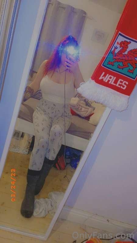 Night before the london drive tomorrow  whats everyone upto ..