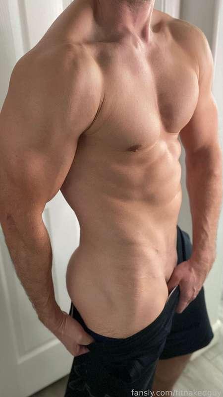 #fyp #muscle #dad #daddy #athletic #abs #jock #cock #fitdad