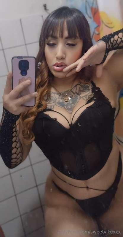 @antonellahotbreasts 

🔞queen off the deep throat and anal m..