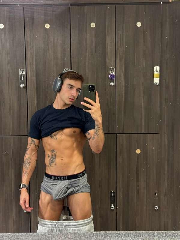 keep looking and it just throbs more