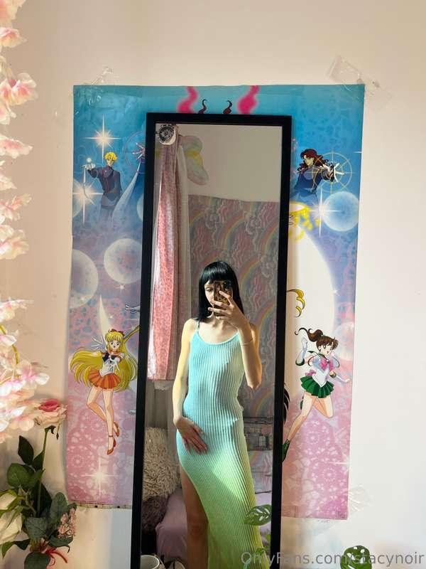 Fresh from the bazaar and feeling fabulous in my new find! T..
