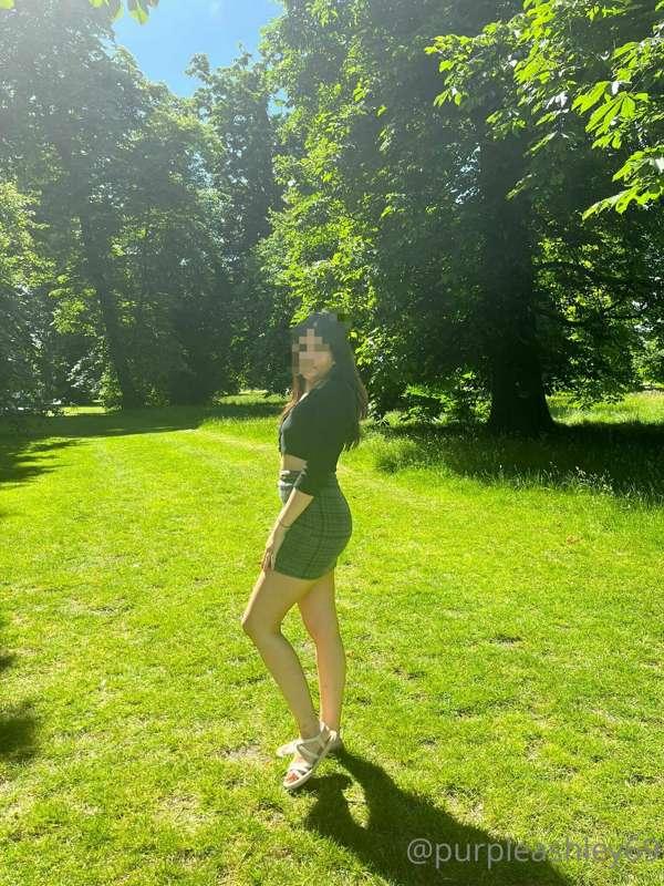 We do I look like such a angel in these pics.....I need to w..