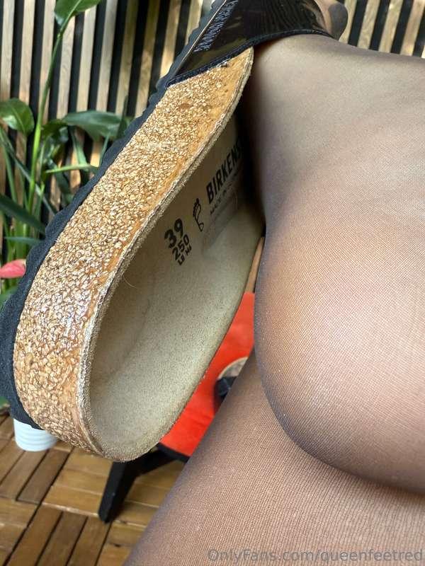 queenfeetred image #23